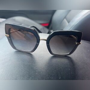 Women sunglasses